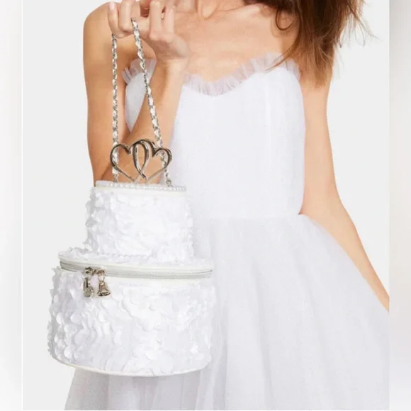 Betsey Johnson Kitsch FROST YOURSELF wedding cake Crossbody bag NWT - Picture 1 of 14